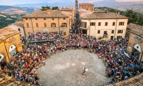 Piazza Maggiore di Mondaino
