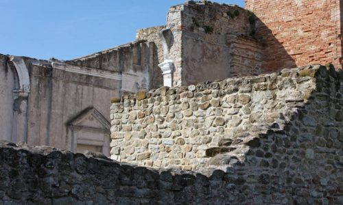 Chiesa di Trarivi - Montescudo-Monte Colombo